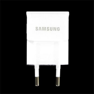 ETA0U83EWE Samsung USB Cestovní dobíječ White (Bulk)